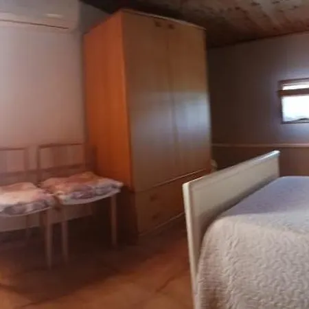 B & B Country House Bed and breakfast Capoterra